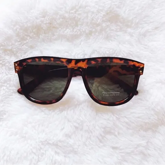 Stella Tortoise Brown Classic Sunglasses - Picture 1 of 11